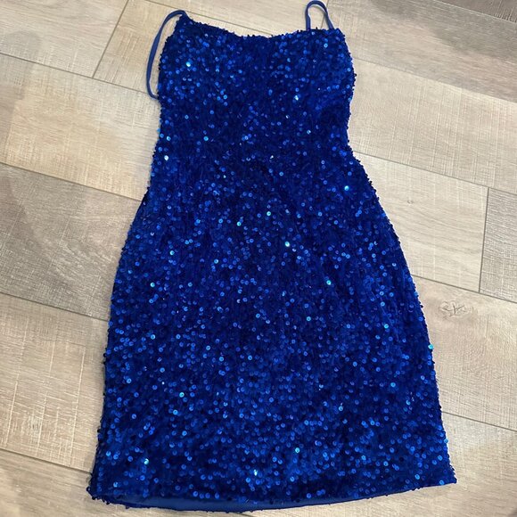 BLUE SEQUIN JUNIOR TEEN GIRL PARTY HOMECOMING DRESS SIZE 4 - Picture 1 of 8